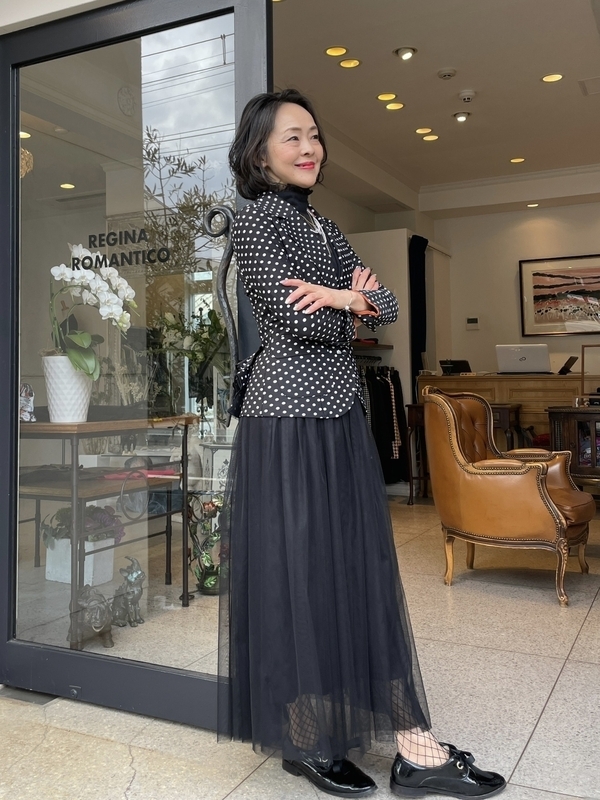 超美品 REGINA ROMANTICO スカート アメコミ柄 志