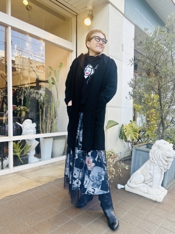 REGINA ROMANTICO 黒 トップス 38 コーディガン ブラックコーディガン | REGINA ROMANTICO（レジィーナ